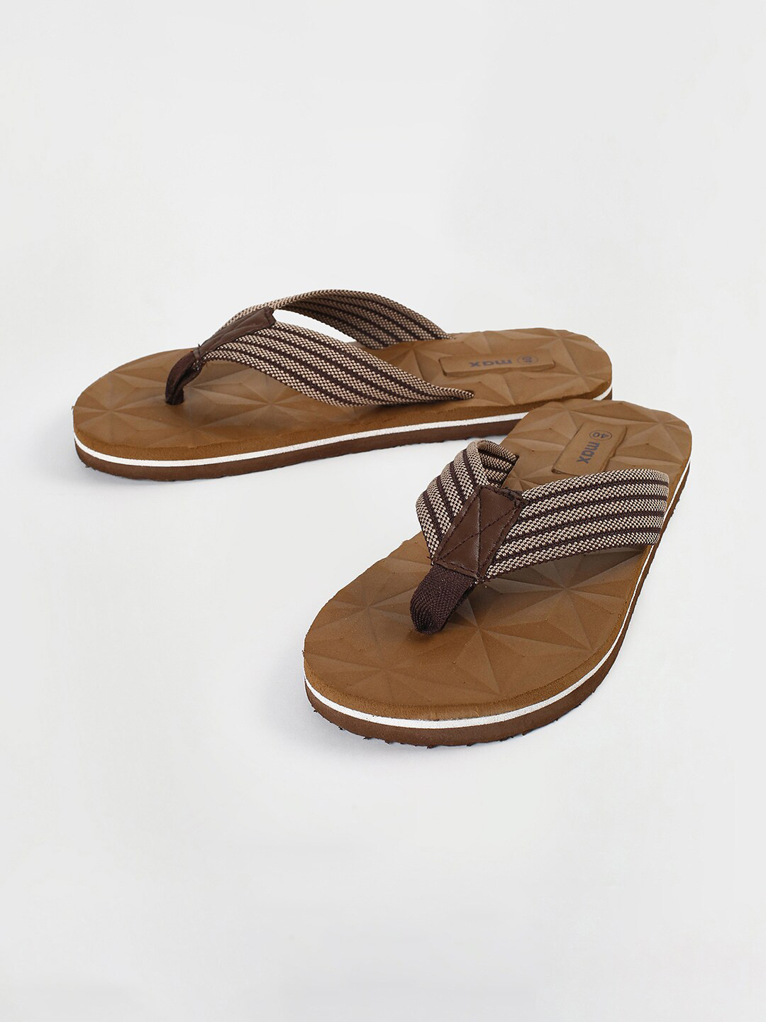 

max Men Thong Flip-Flops, Brown