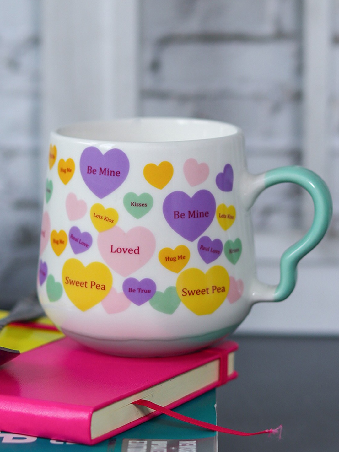 MARKET99 White & Pink Printed Ceramic Glossy Mug 400ml