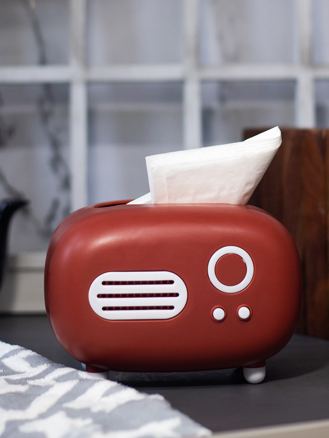 

MARKET99 Vintage Radio Design Tissue Holder, Rust