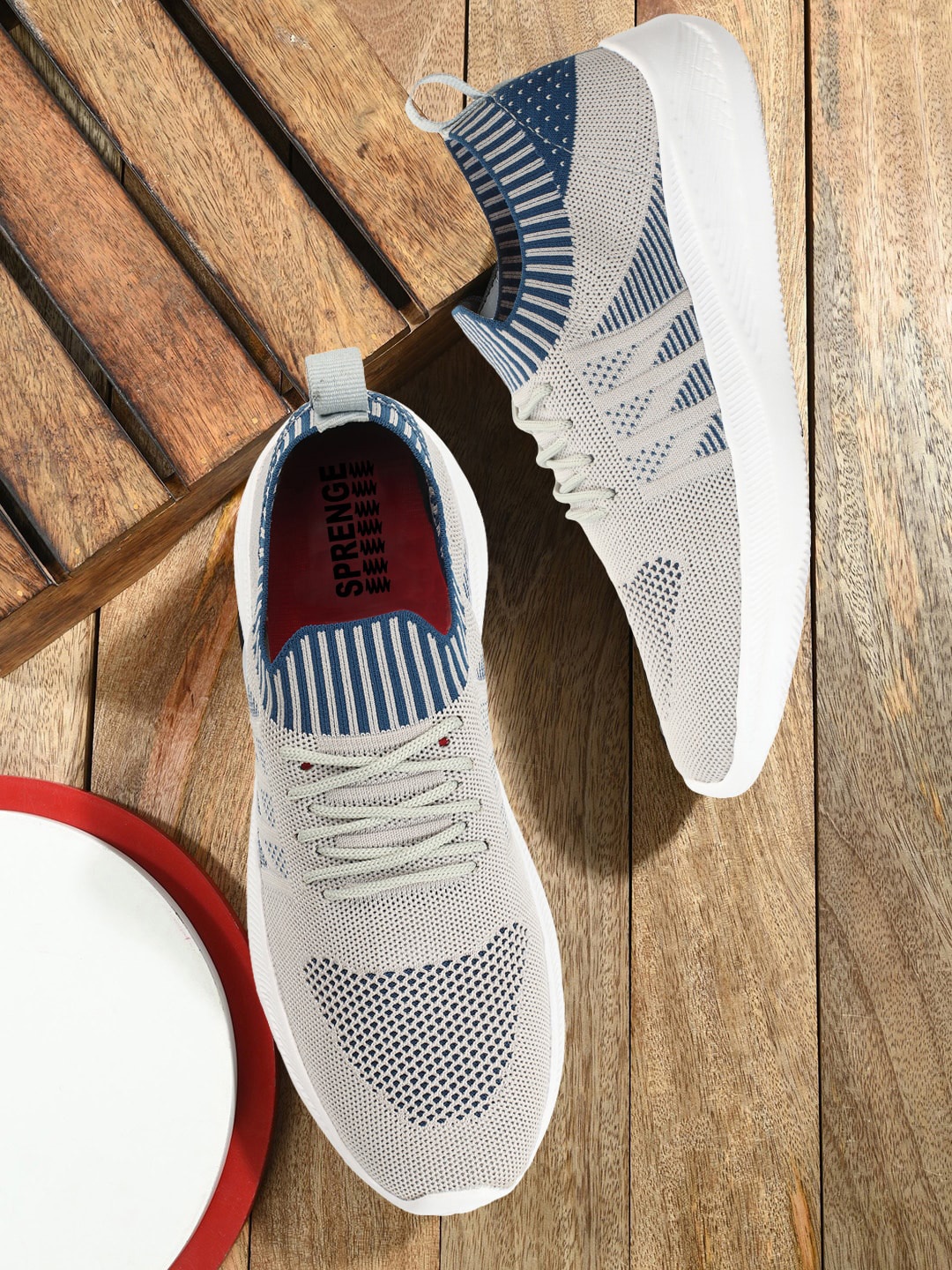 

SPRENGE Men Grey Colourblocked Sneakers