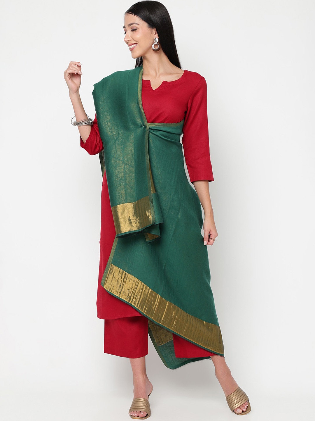 

La Vastraa Woven Design Zari Detail Woollen Shawl, Green