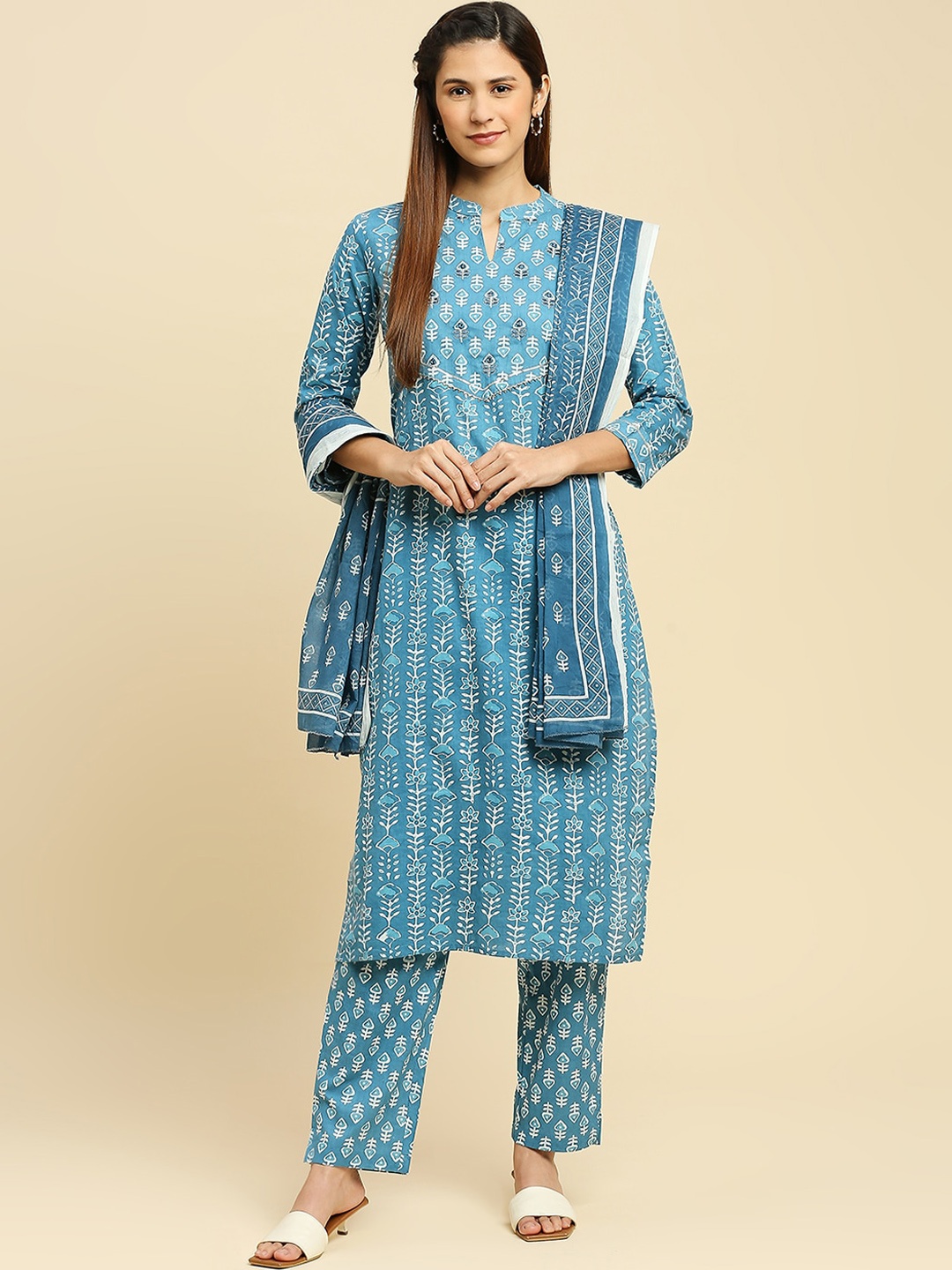 

KALINI Ethnic Motifs Printed Gotta Patti Pure Cotton Kurta & Trousers With Dupatta, Turquoise blue