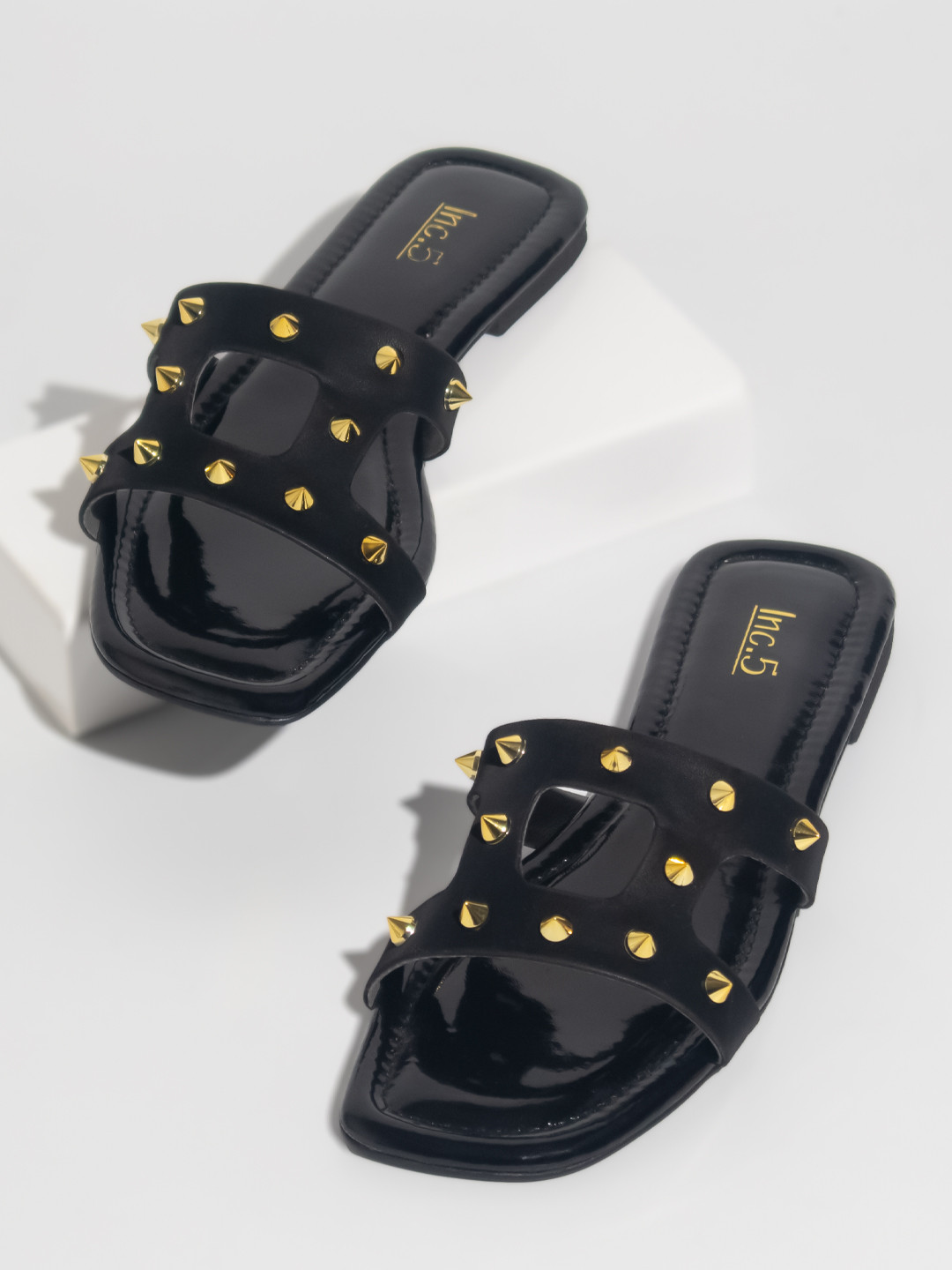 

Inc 5 Embellished Open Toe Flats, Black