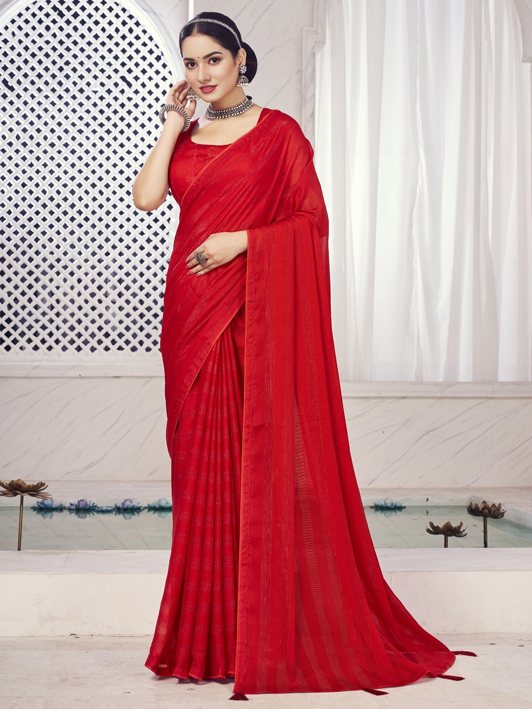 

V3 FASHION STUDIO Striped Banarasi Saree, Red