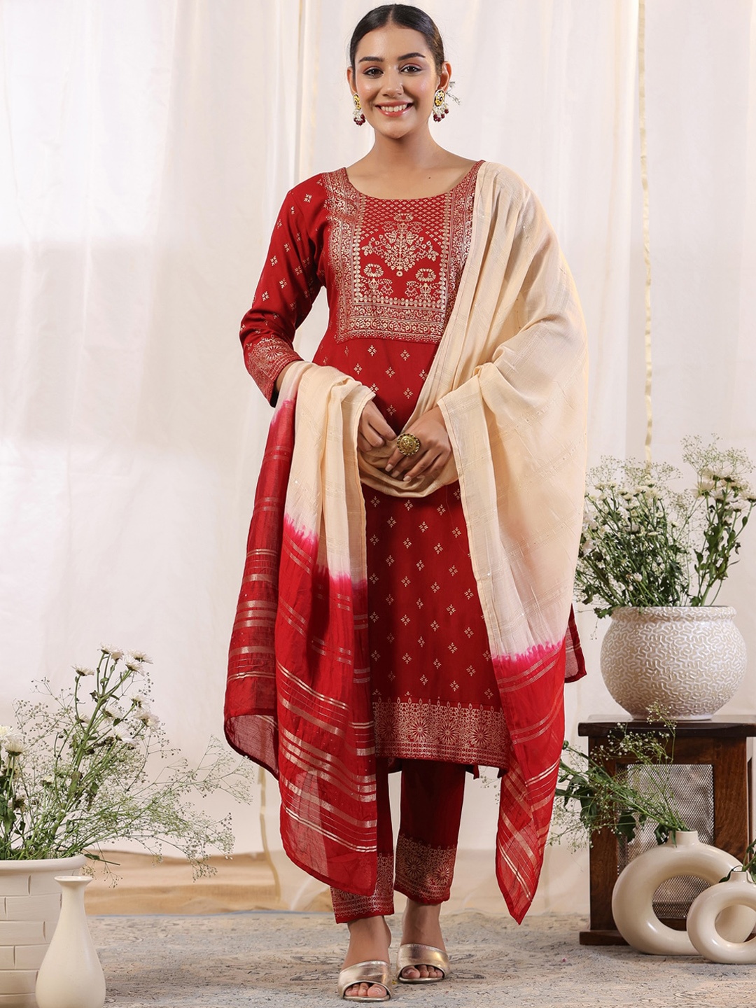 

Ishin Women Maroon Ethnic Motifs Printed Regular Kurta with Trousers & With Dupatta