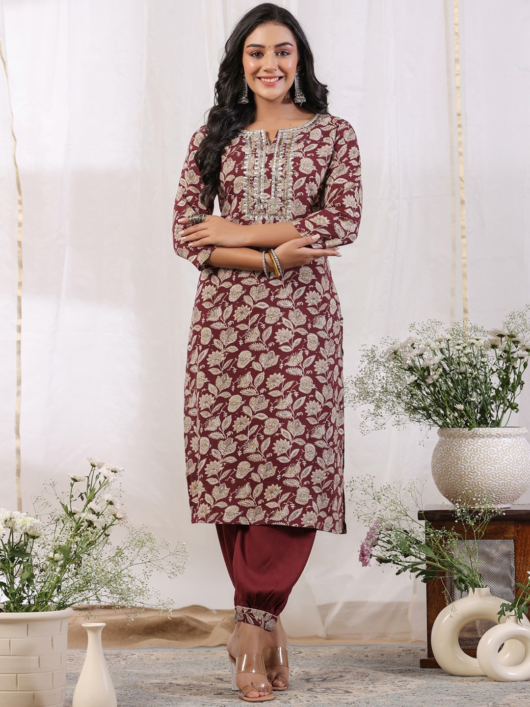 

Ishin Women Brown Ethnic Motifs Printed Regular Sequinned Kurta with Harem Pants
