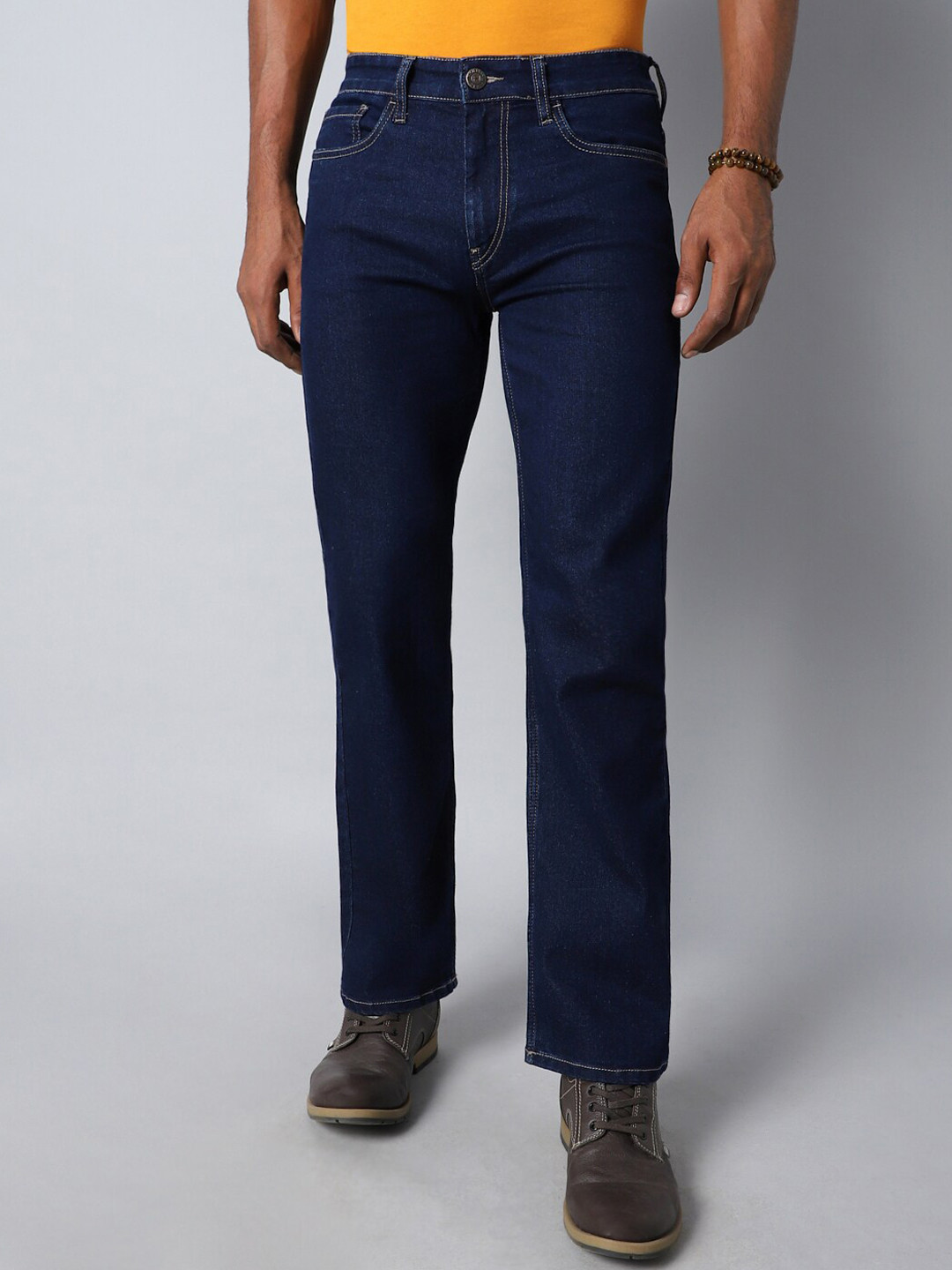 

High Star Men Bootcut Mid-Rise Clean Look Stretchable Jeans, Blue