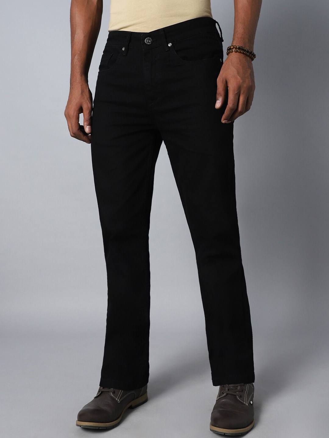 

High Star Men Black Relaxed Fit Mildly Distressed Stretchable Jeans
