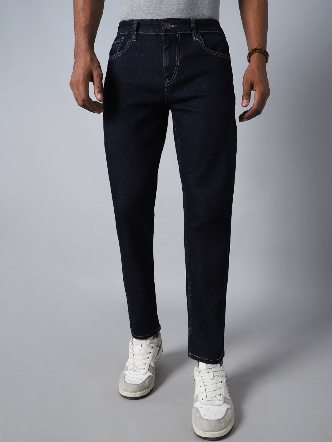 

High Star Men Tapered Fit Mid-Rise Clean Look Stretchable Jeans, Blue