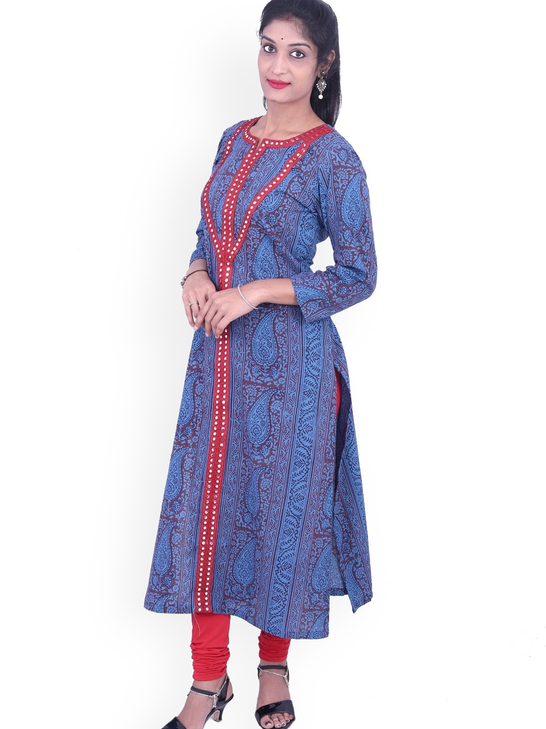 

WEAVERS SAGA Women Blue Printed Keyhole Neck Flared Sleeves Mirror Work Anarkali Kurta
