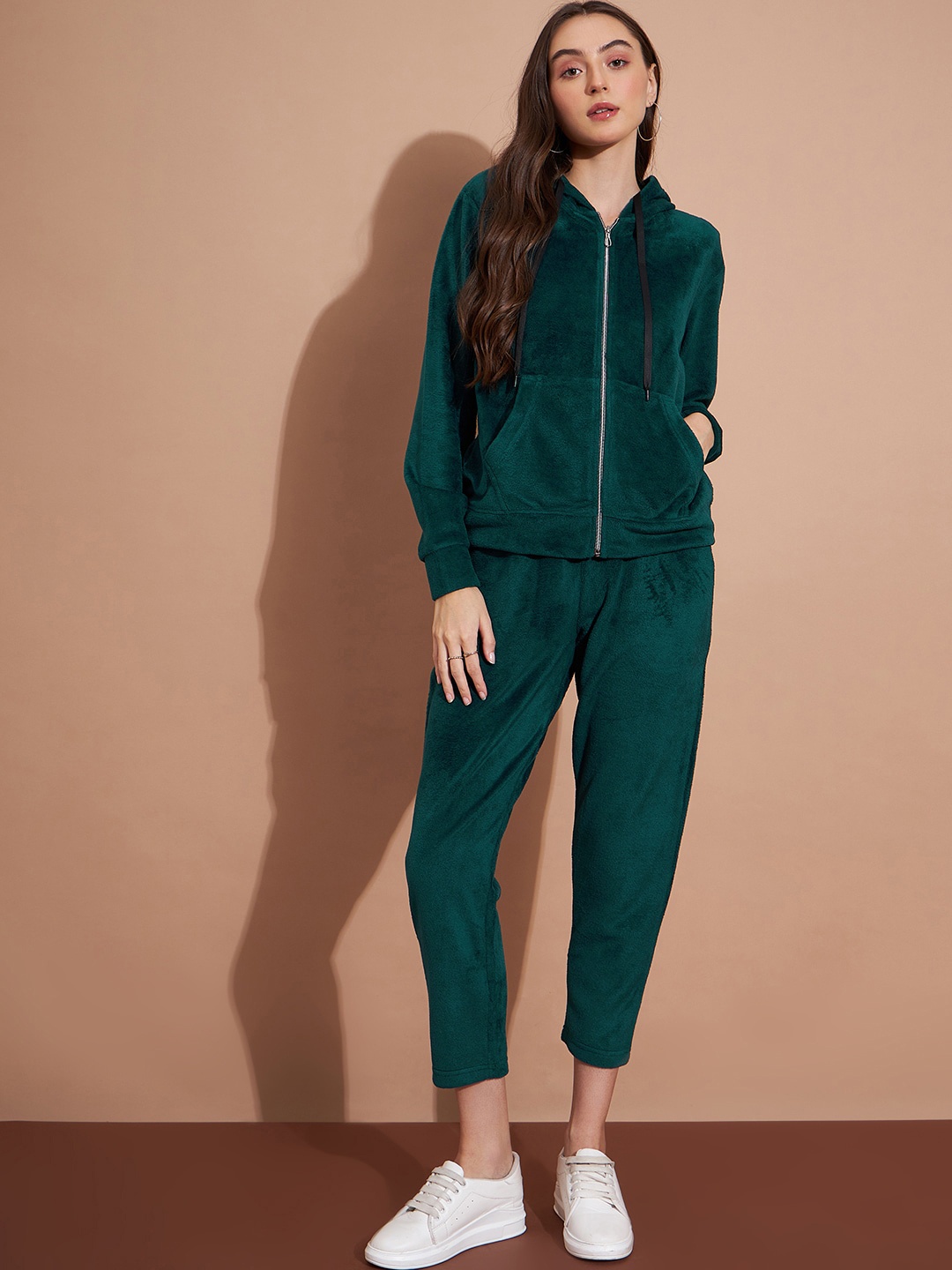 

DressBerry Hodded Velvet Tracksuit, Sea green