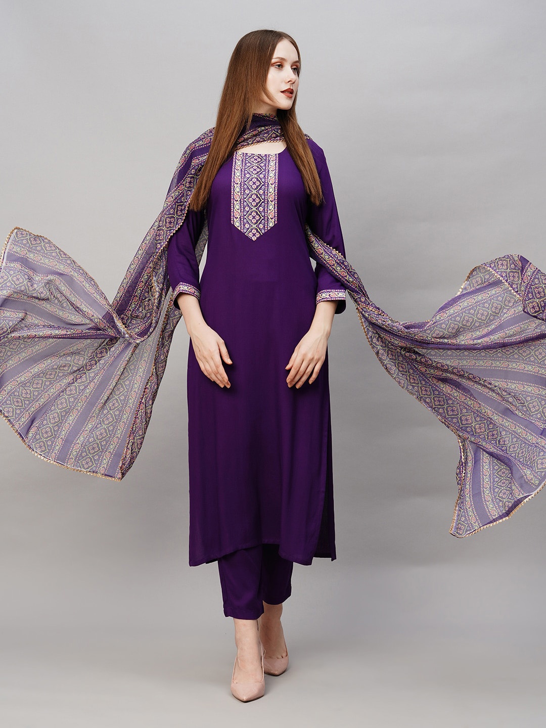 

GoSriKi Floral Printed Regular Kurta with Trousers & With Dupatta, Purple