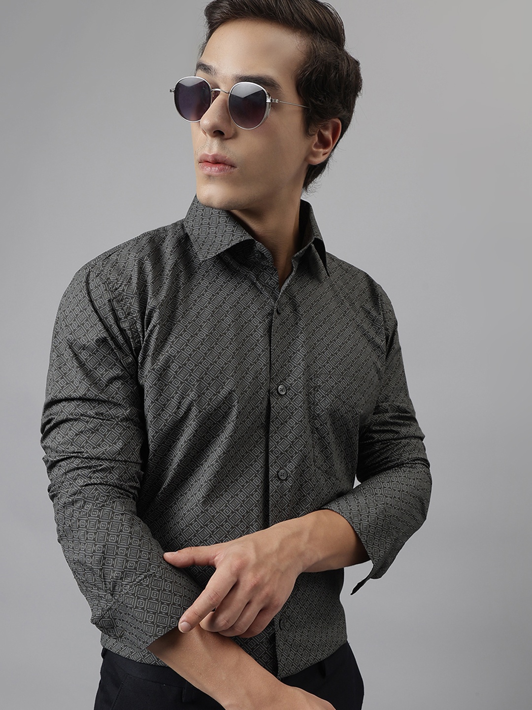 

Hancock Premium Slim Fit Geometric Printed Pure Cotton Formal Shirt, Black