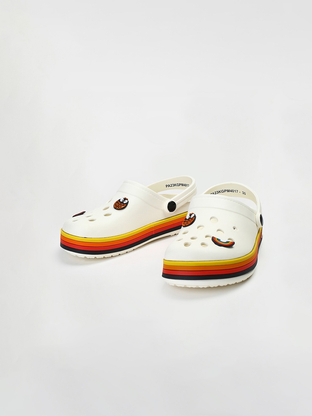 

max Girls Lady Bug Applique Clogs, White