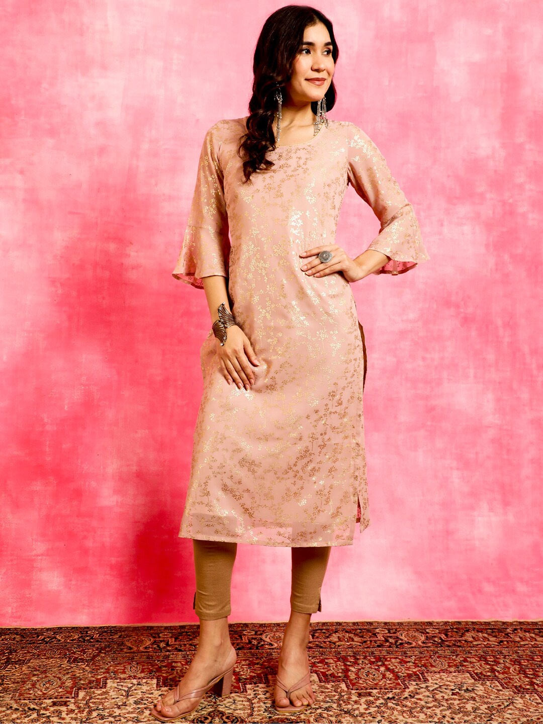

Anouk Floral Foil Printed Bell Sleeves Straight Kurta, Peach