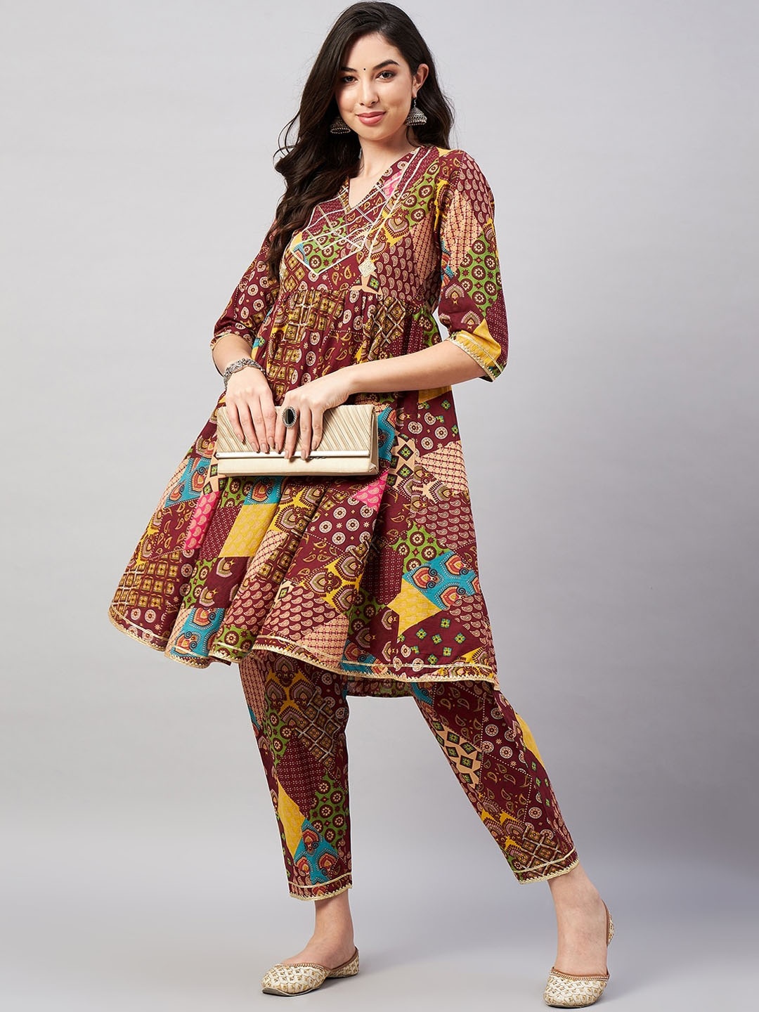 

WineRed Ethnic Motifs Printed Regular Gotta Patti Pure Cotton Kurta With Trousers, Maroon
