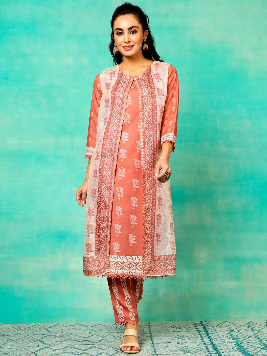 

Anouk Women Mauve Floral Printed Regular Linen Kurta with Trousers