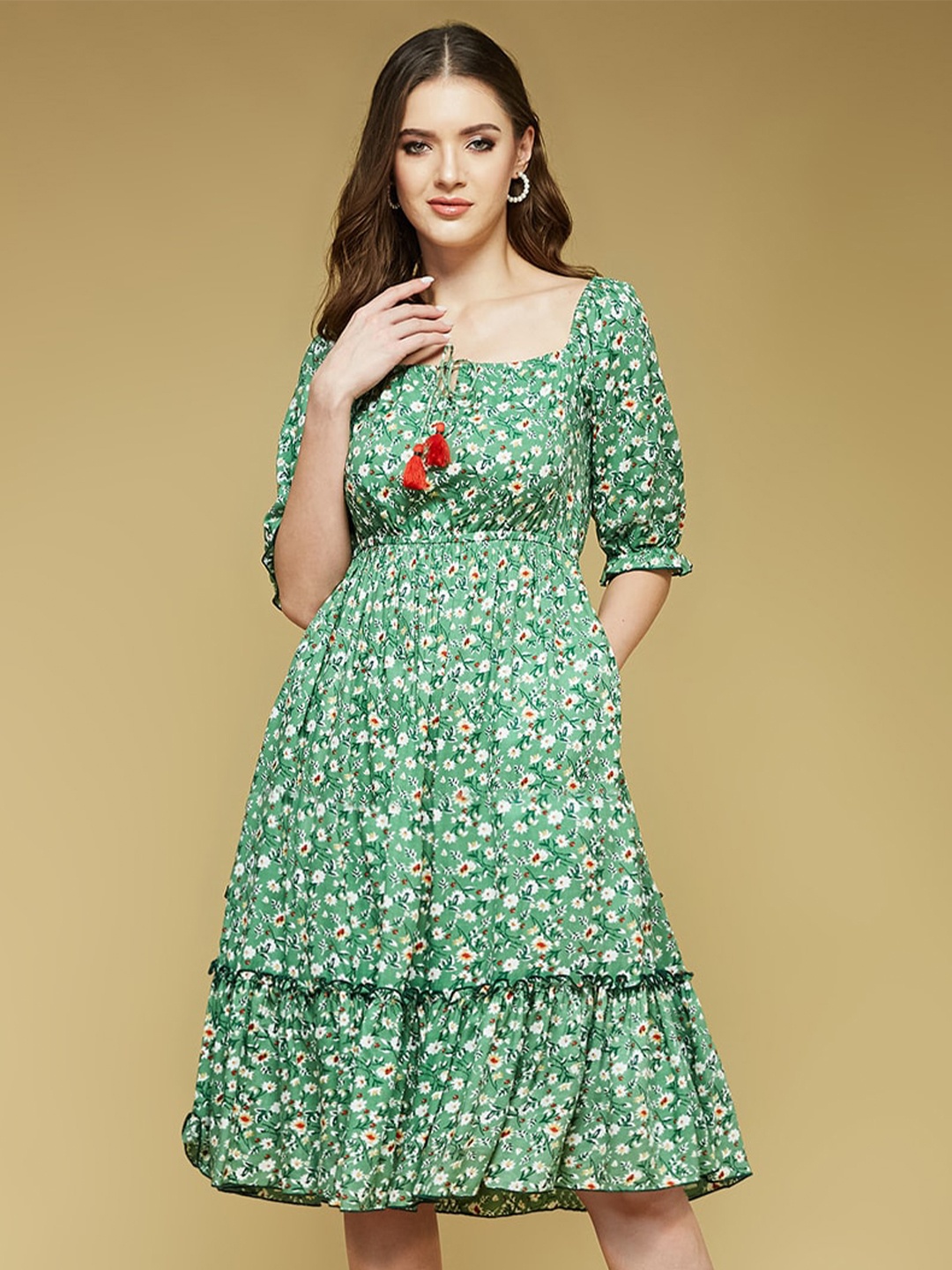 

DressBerry Green Floral Printed Gathered Fit & Flare Dress