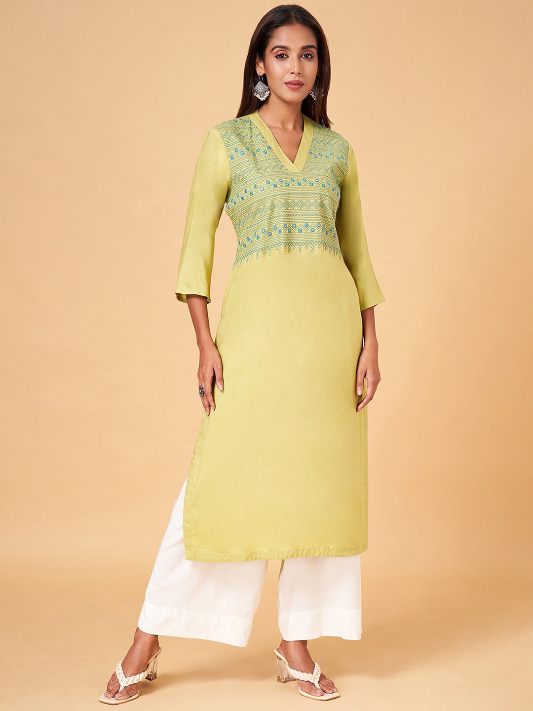 

RANGMANCH BY PANTALOONS Women Lime Green Geometric Yoke Design Flared Sleeves Gotta Patti Kurta