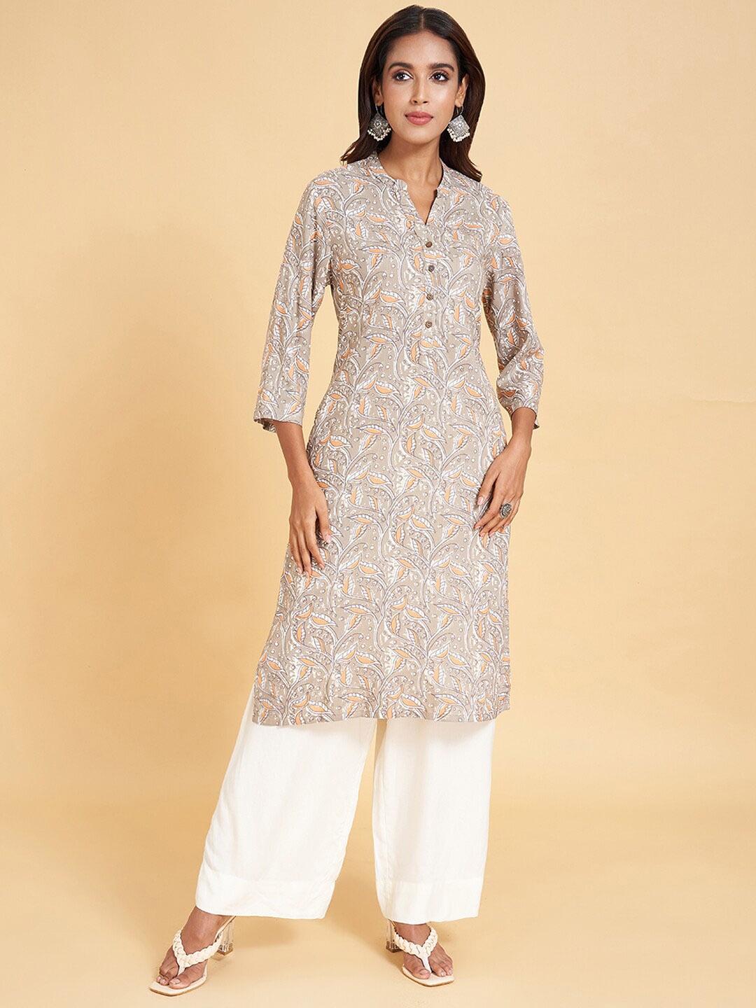 

RANGMANCH BY PANTALOONS Women Grey Ethnic Motifs Striped Mirror Work Kurta
