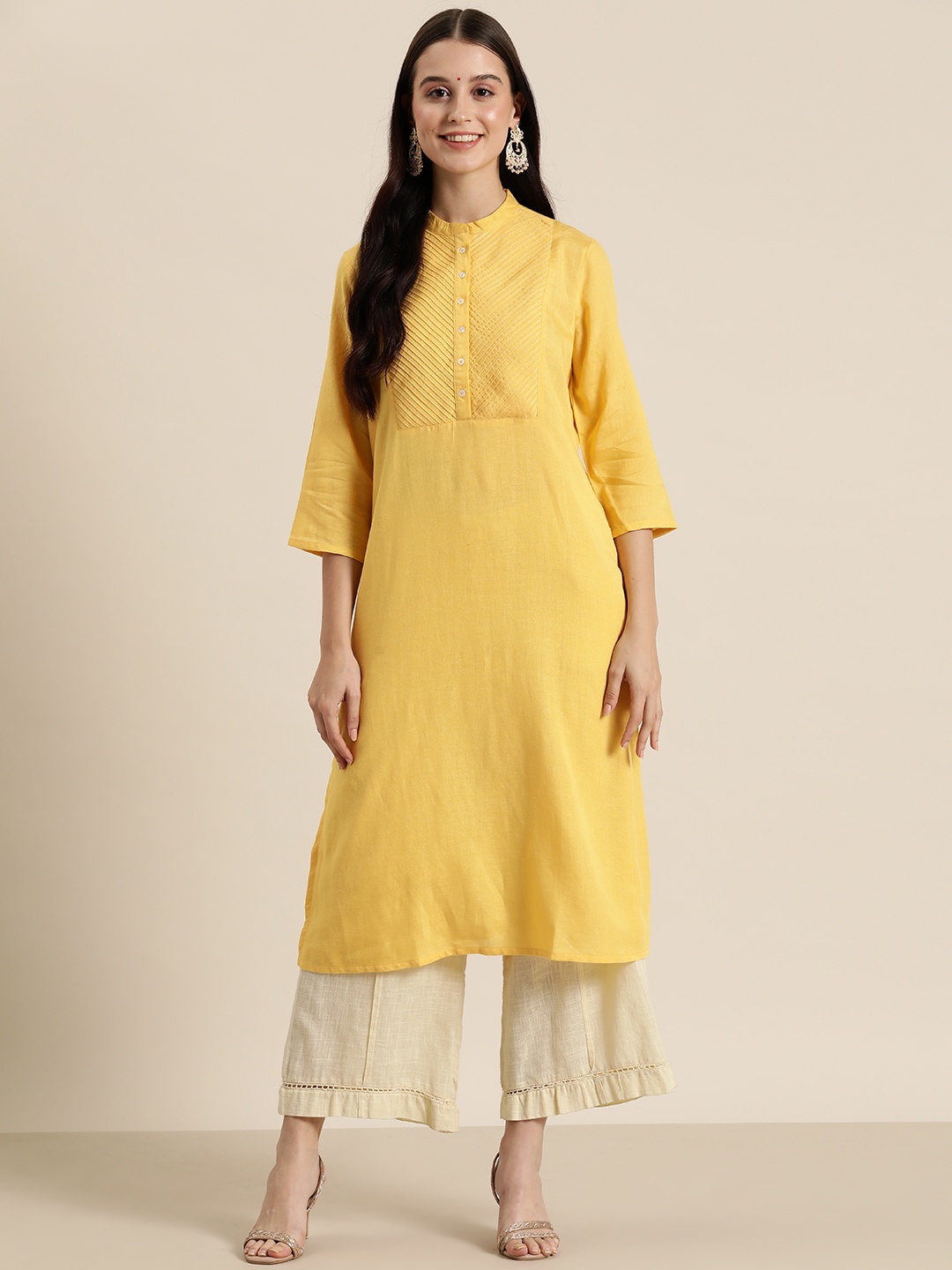 

HERE&NOW Women Solid Straight Kurta, Yellow
