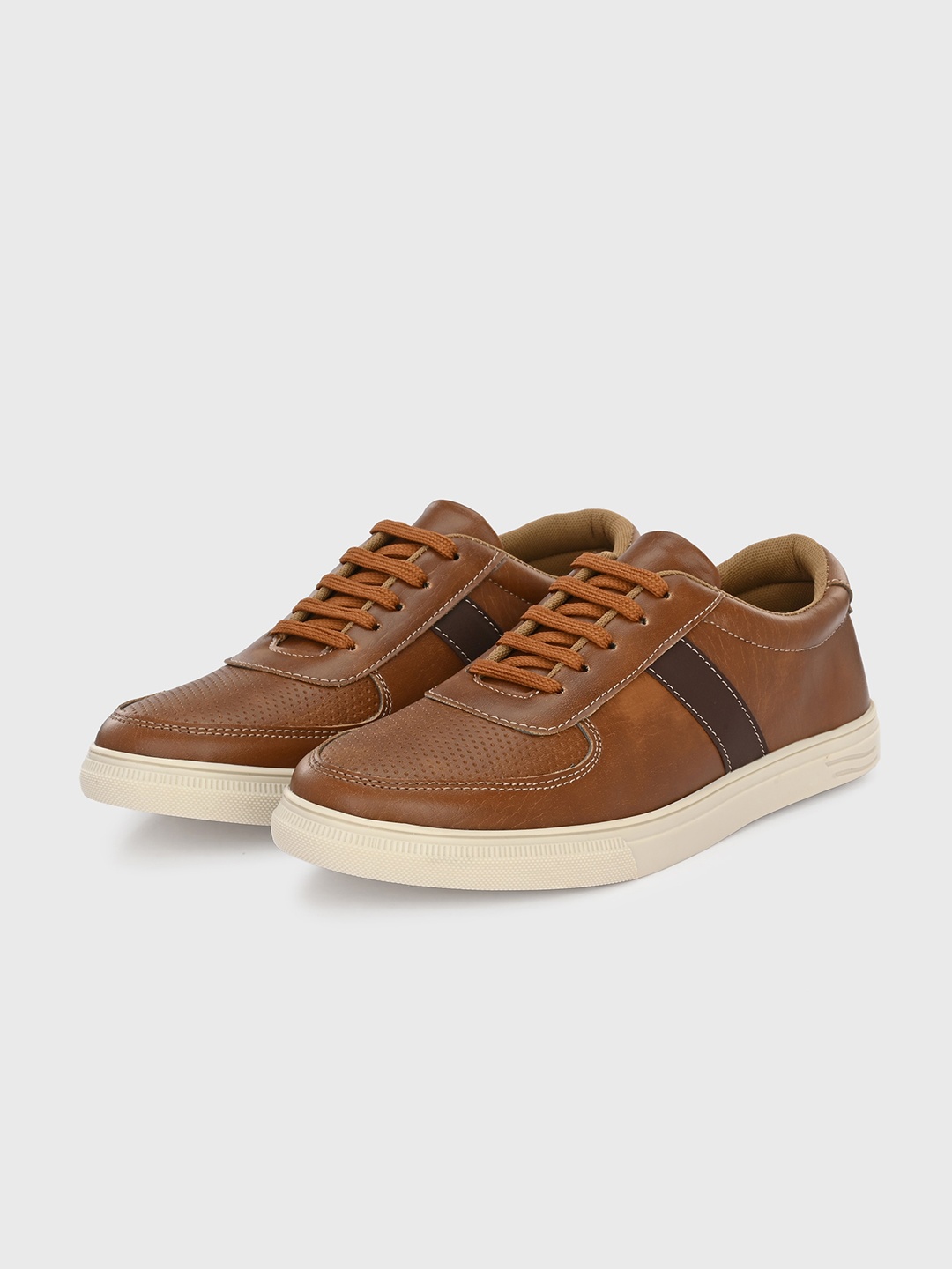 

Killer Men Textured Lace-Up Sneakers, Beige