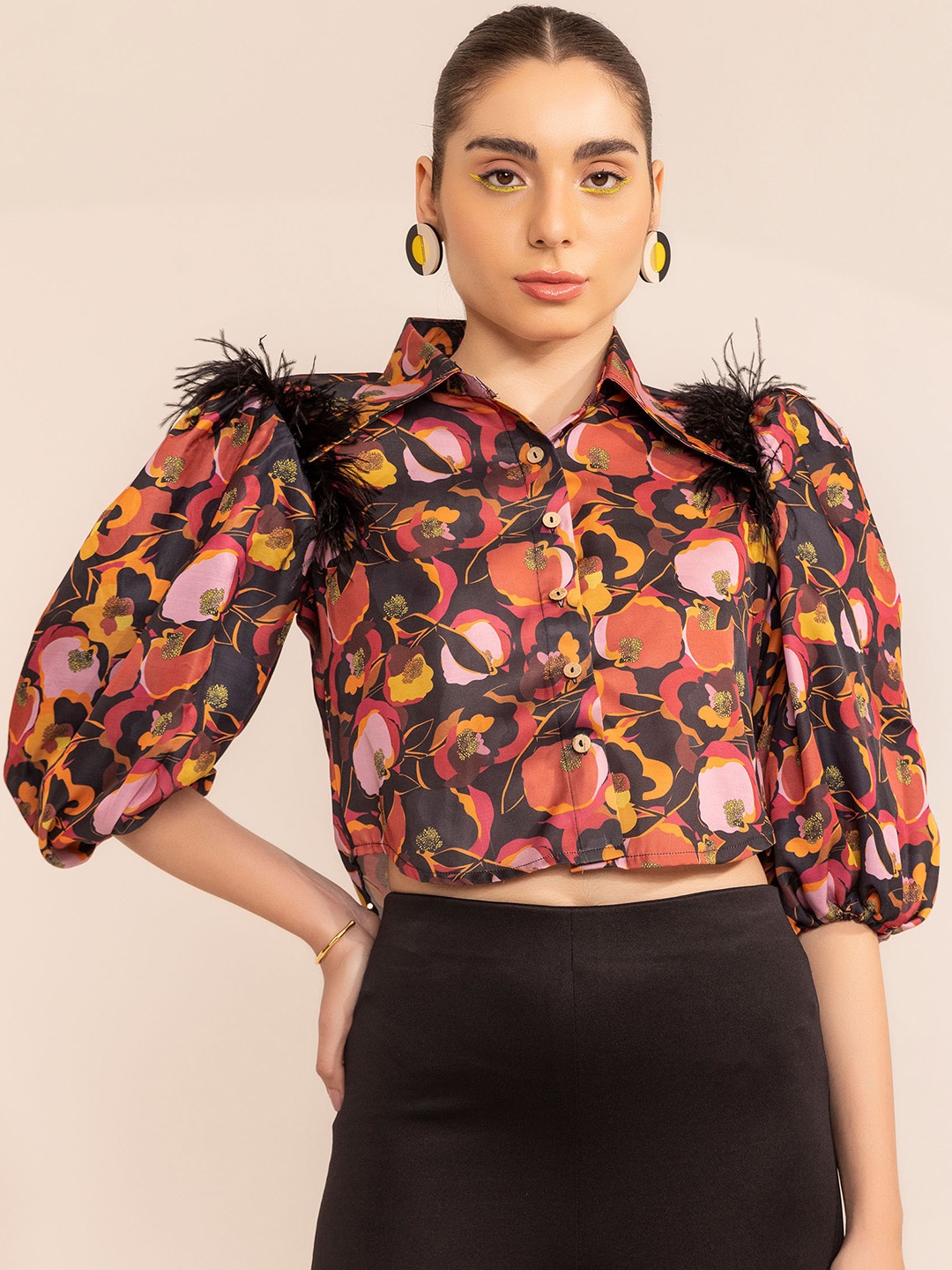 

KAORI BY SHREYA AGARWAL Floral Printed Shirt Collar Fringed Satin Shirt Style Crop Top, Black