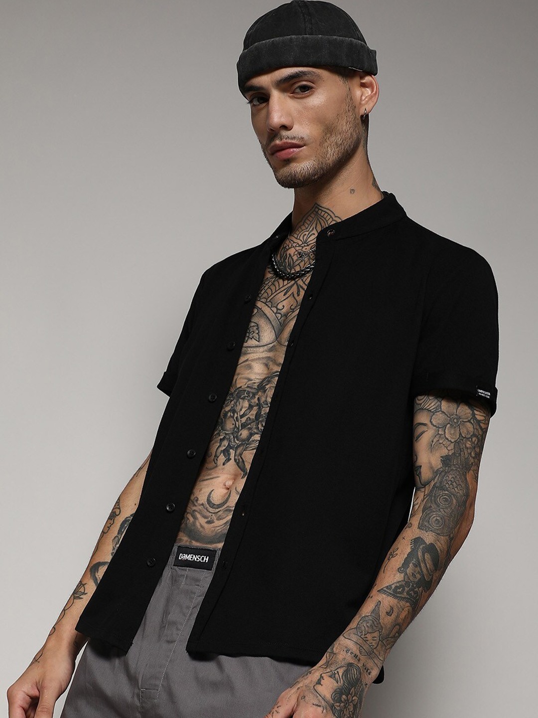 

Campus Sutra Classic Mandarin Collar Cotton Casual Shirt, Black
