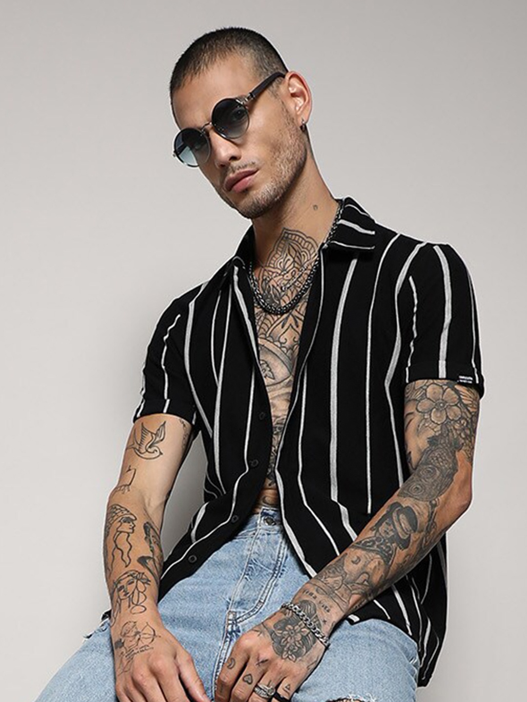 

Campus Sutra Black Classic Vertical Stripes Cotton Casual Shirt
