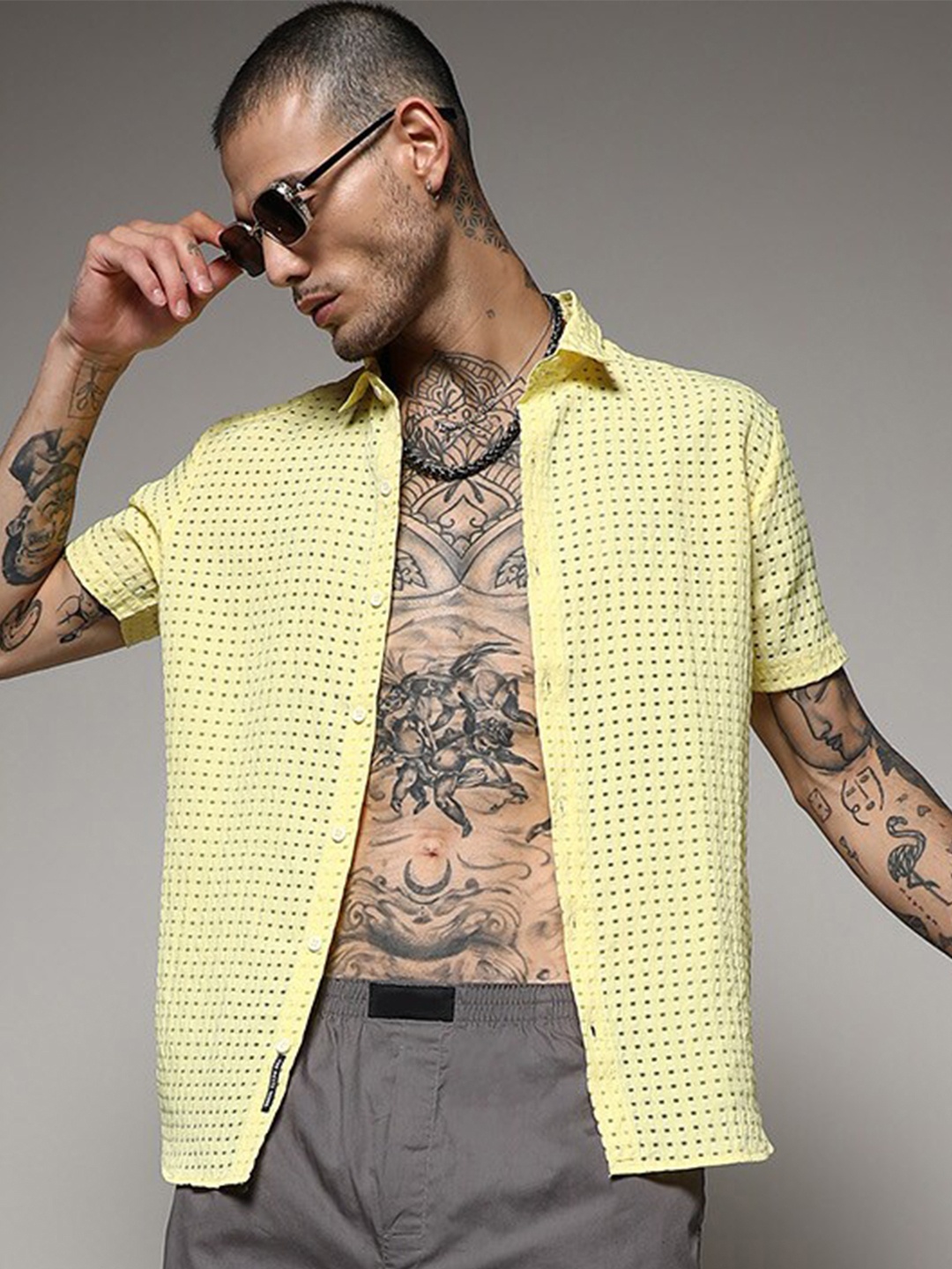 

Campus Sutra Yellow Classic Geometric Self Design Spread Collar Casual Shirt