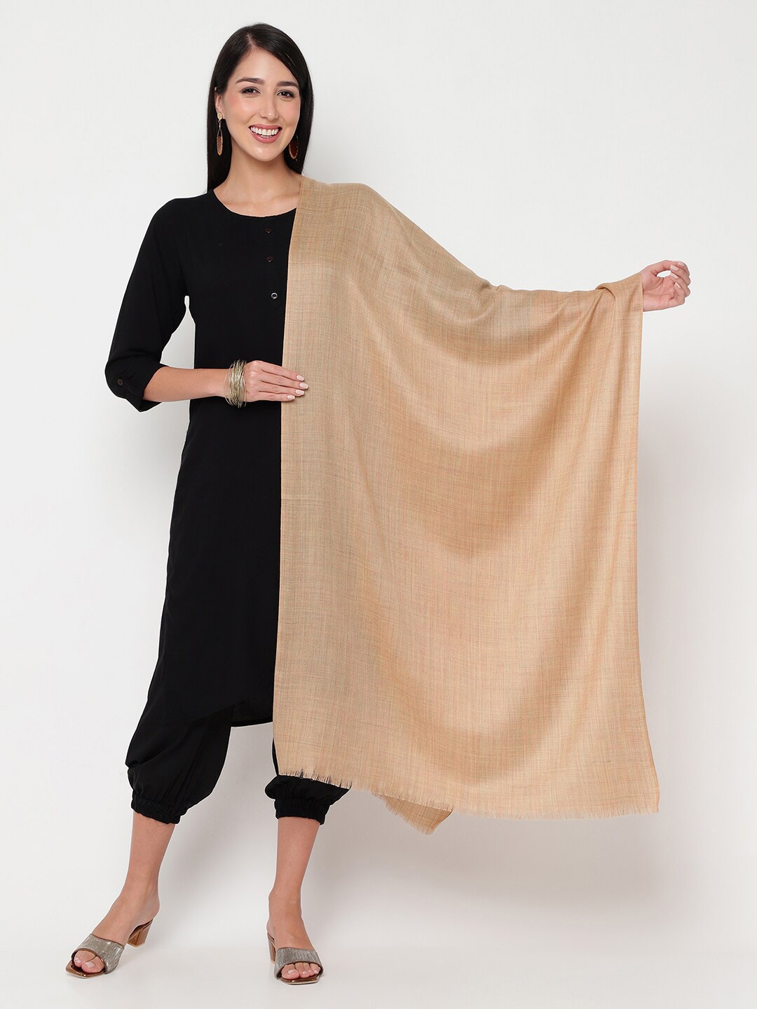 

La Vastraa Women Woolen Shawl, Beige