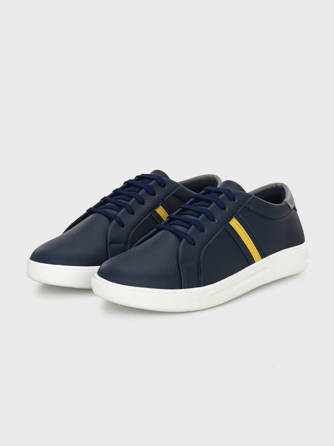 

Killer Men Navy Blue Striped Sneakers