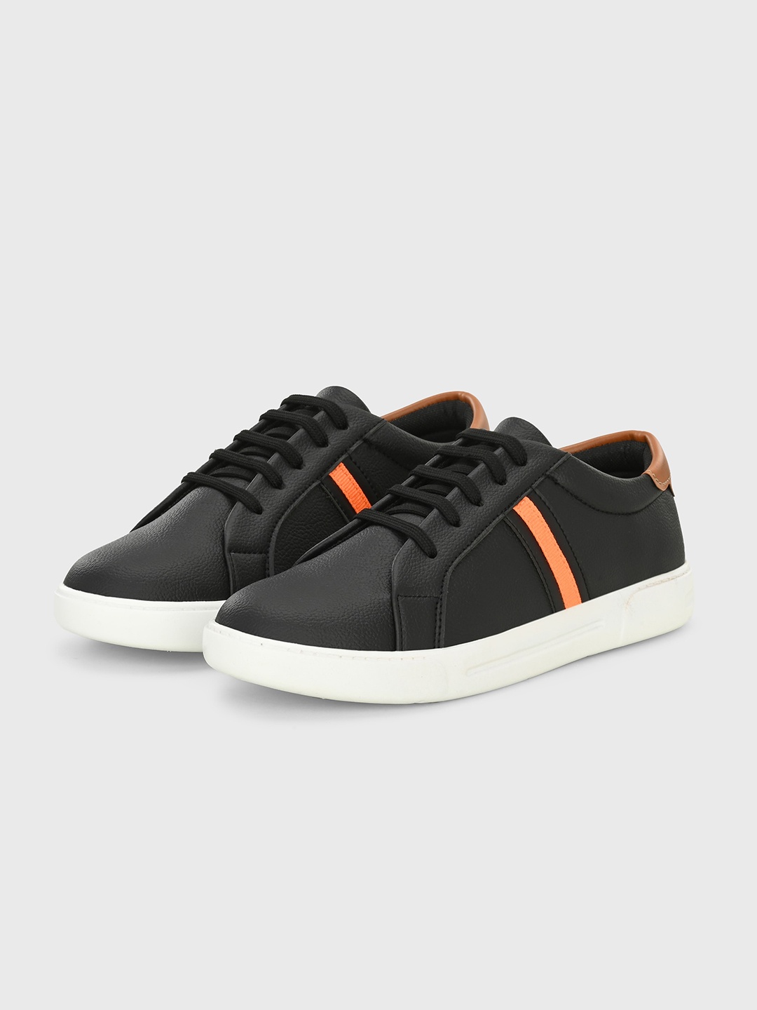 

Killer Men Textured Lace-Up Sneakers, Black