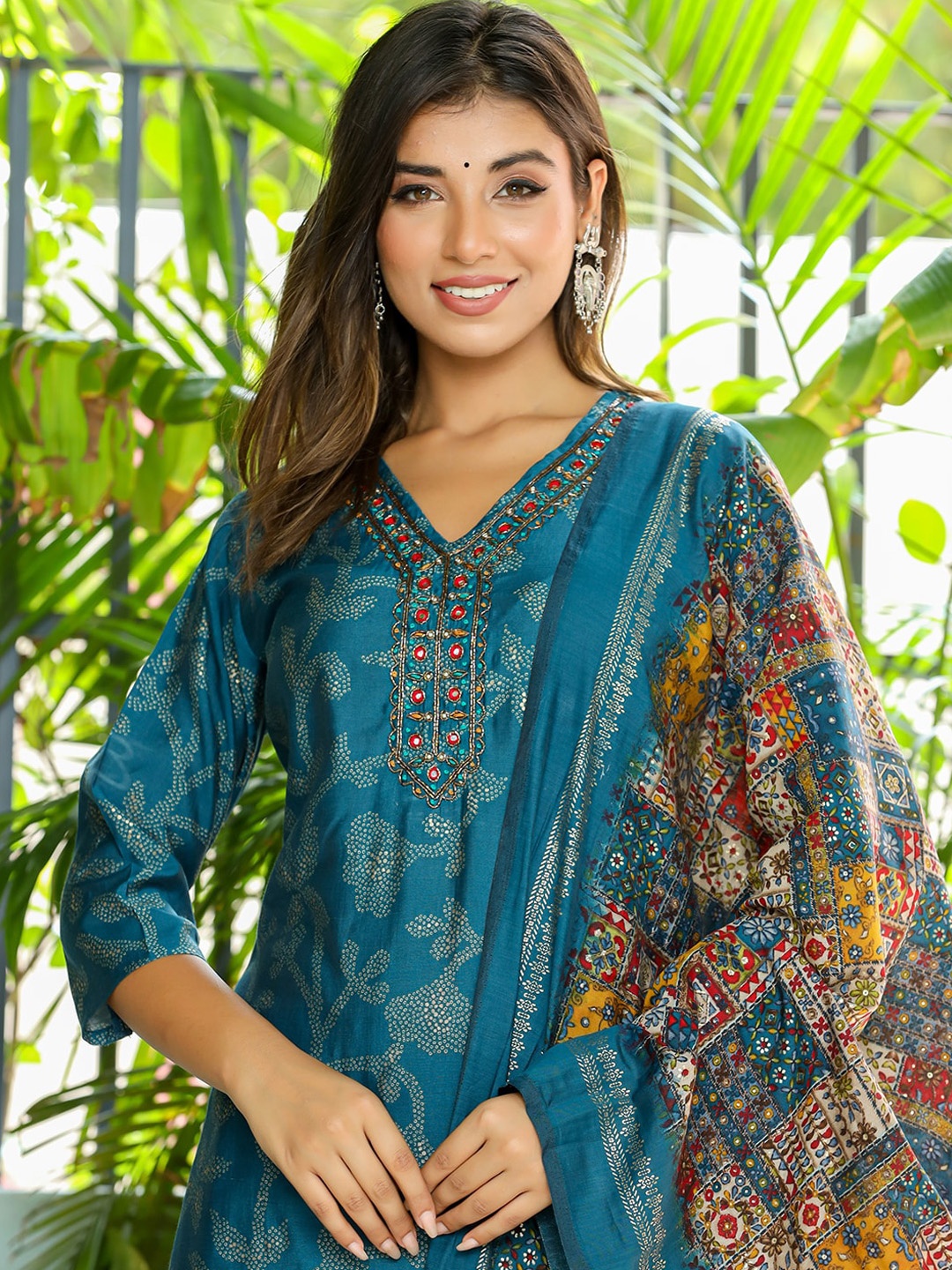 

Sangria Printed Staright Kurta Set, Blue