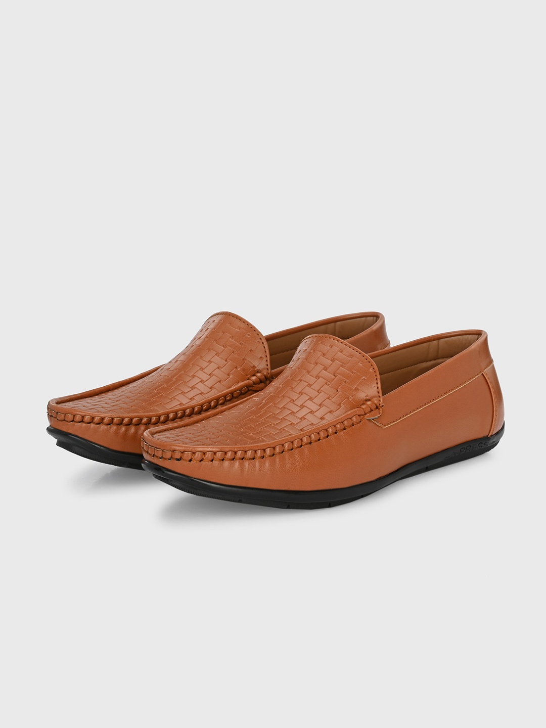 

Provogue Men Textured Slip-On Loafers, Tan