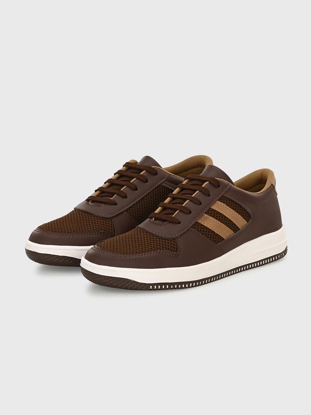 

Provogue Men Textured Sneakers, Brown