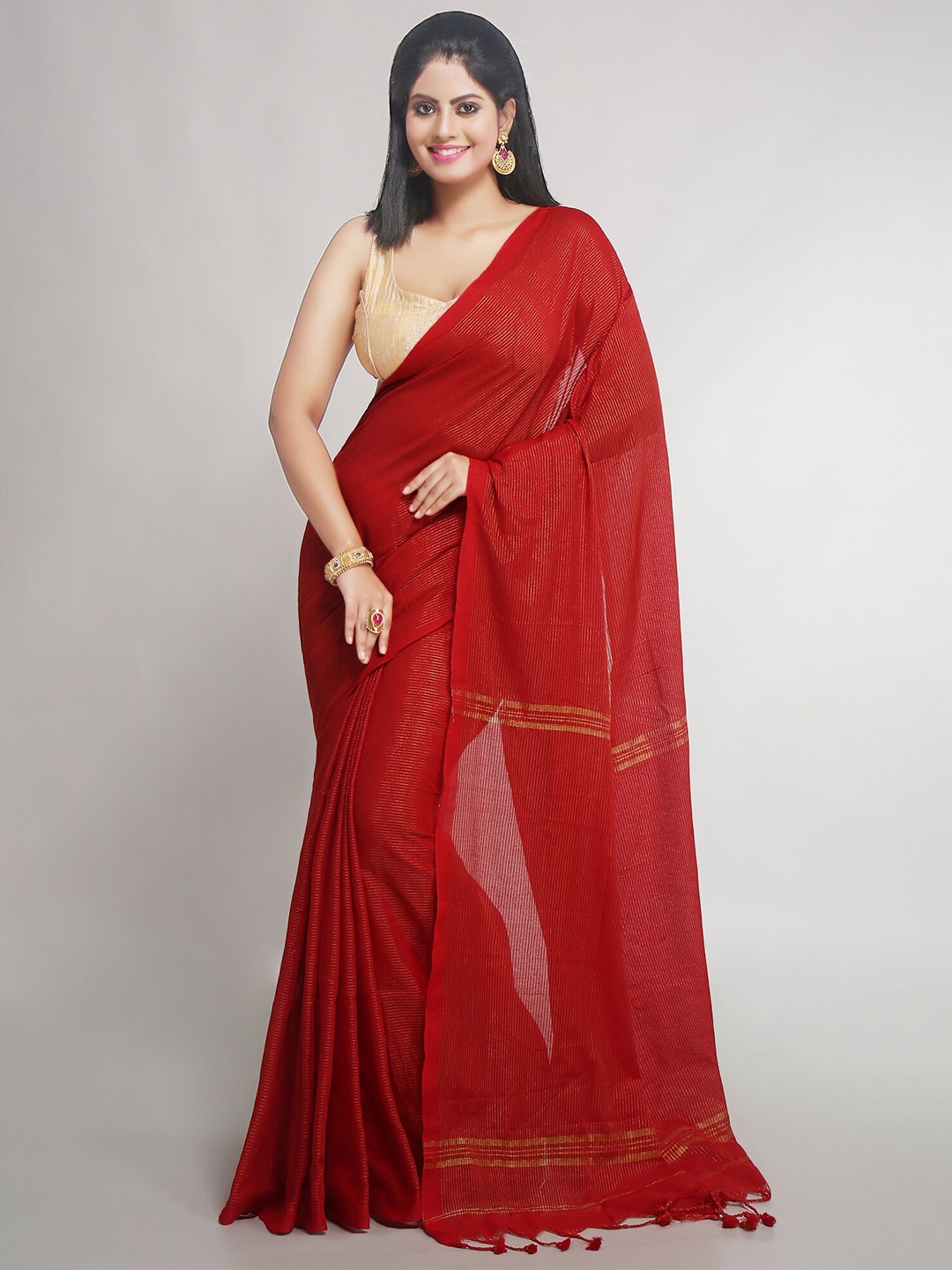 

WoodenTant Striped Zari Saree, Red