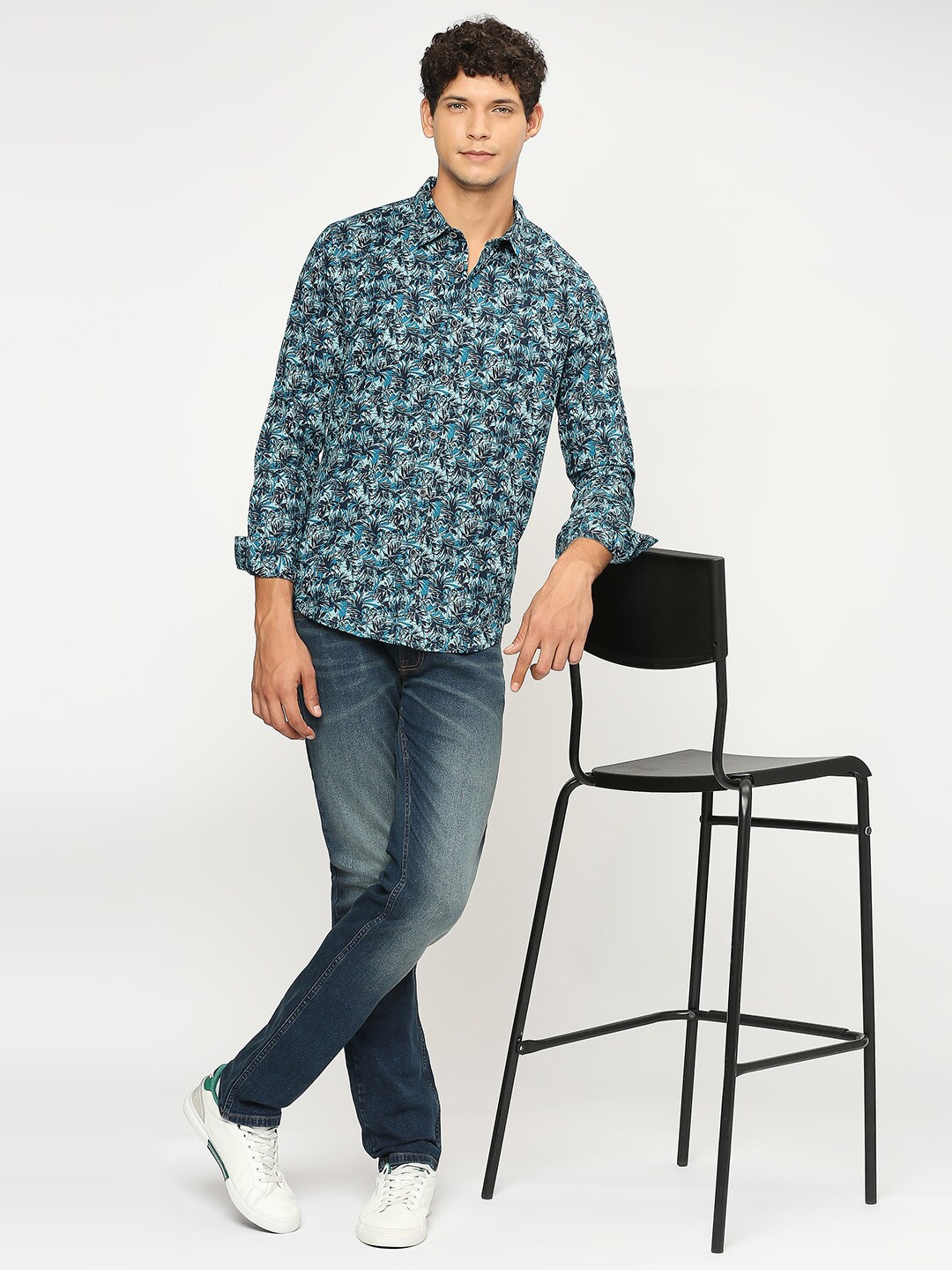

Pepe Jeans Floral Printed Spread Collar Cotton Casual Shirt, Blue