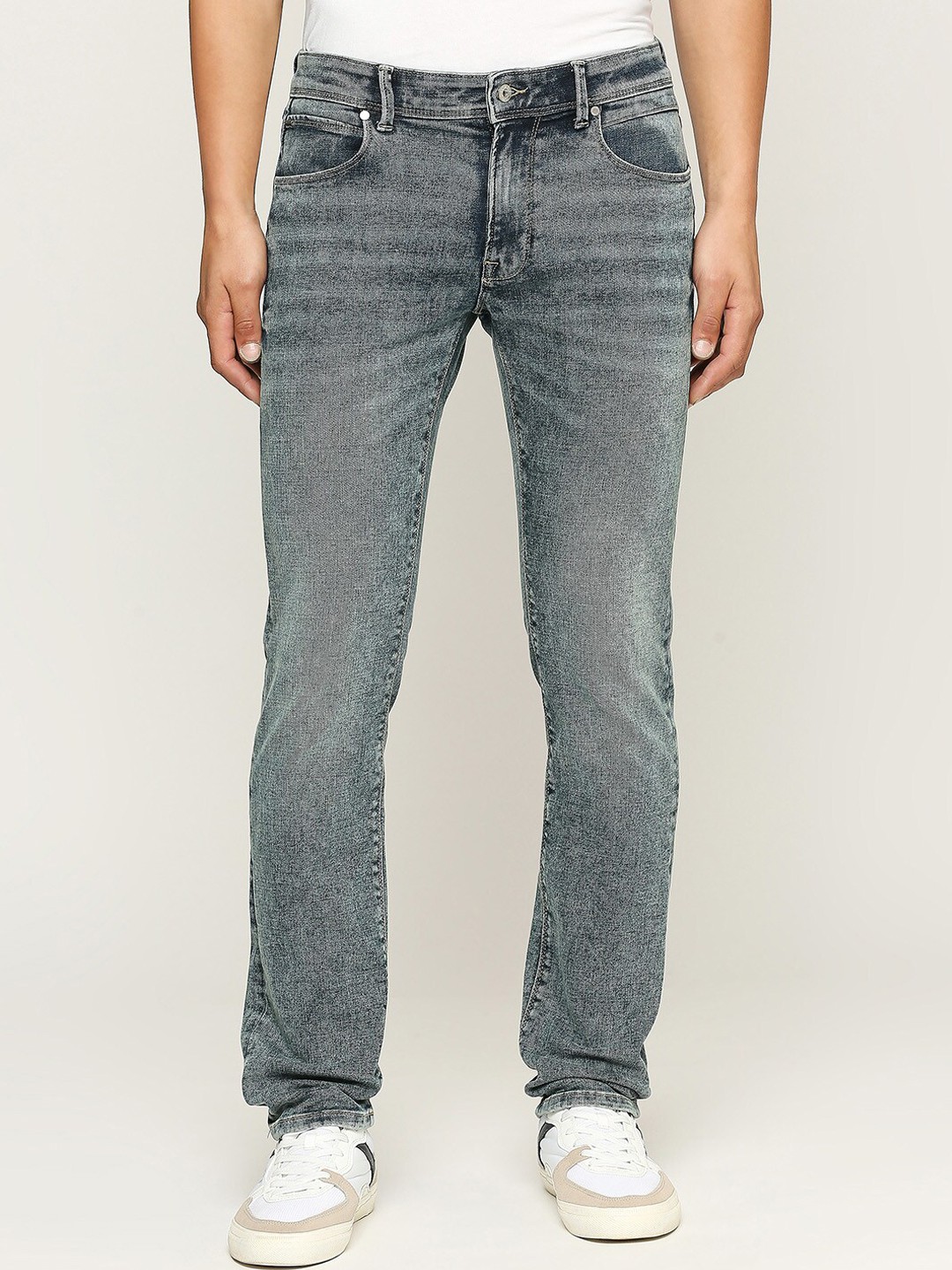 

Pepe Jeans Men Vapour Slim Fit Heavy Fade Mid-Rise Stretchable Jeans, Blue