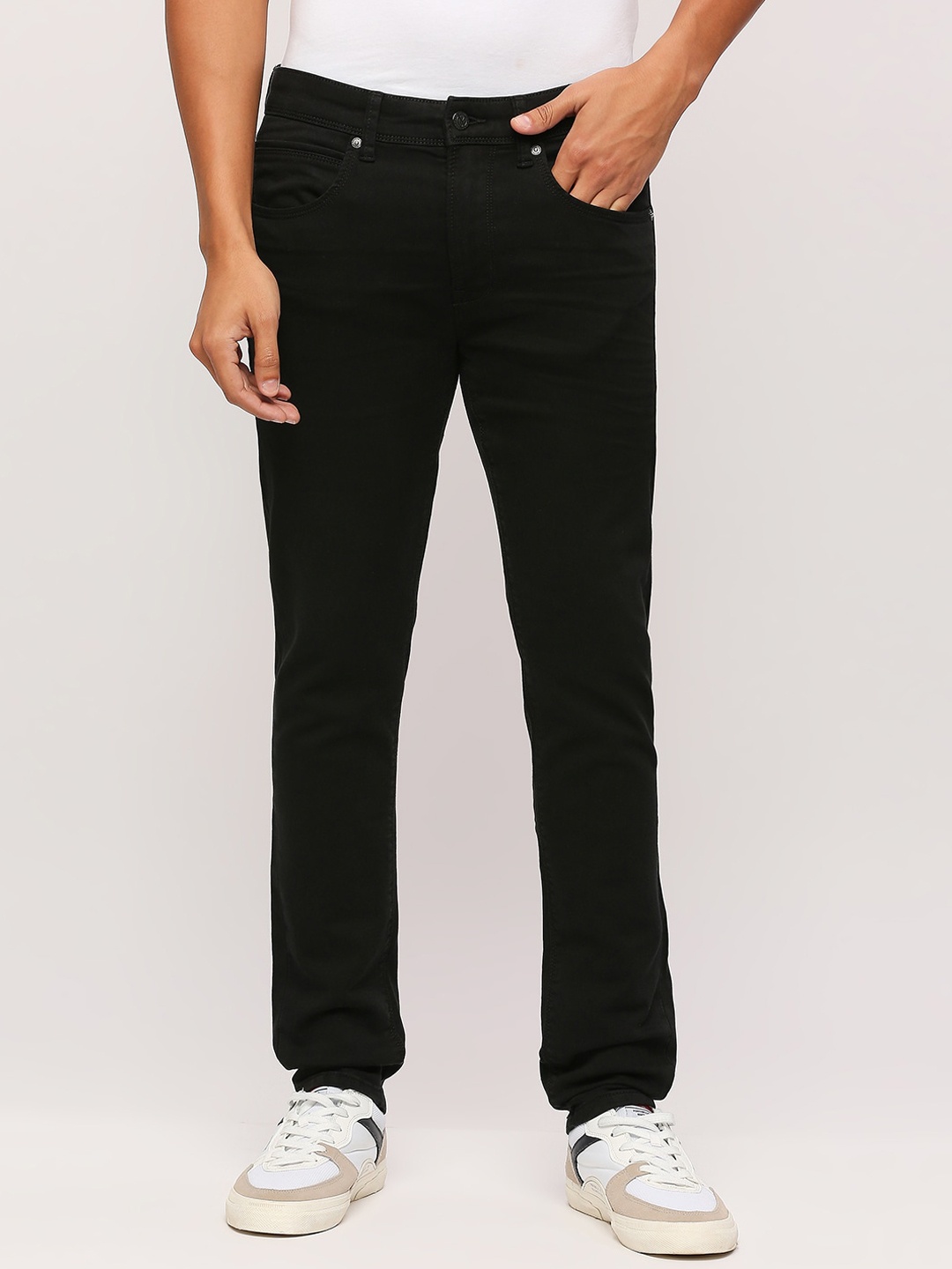 

Pepe Jeans Men Skinny Fit Mid-Rise Clean Look Stretchable Jeans, Black