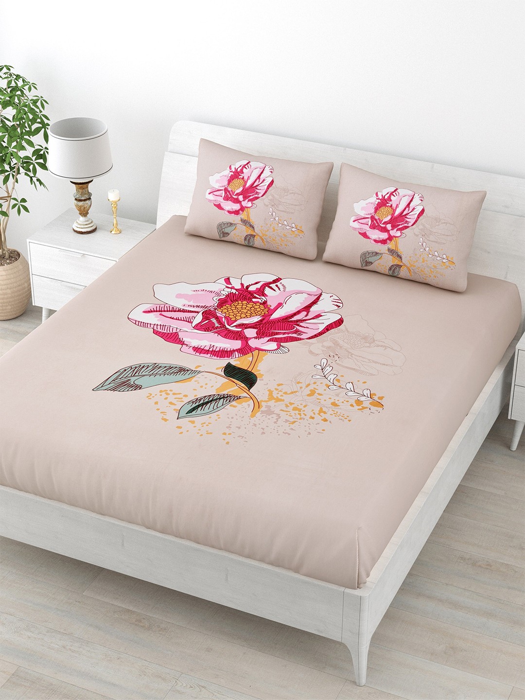 

LIVING ROOTS Cream & Pink Floral Pure Cotton 300 TC King Bedsheet with 2 Pillow Covers