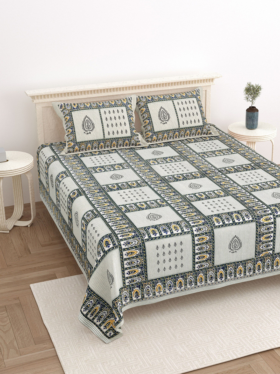 

LIVING ROOTS Super King Size Jaipur Block Print Cotton Double Bedsheet & 2 Pillow Covers, White