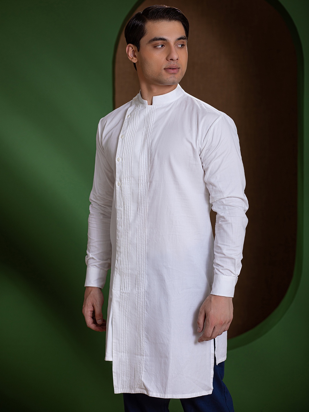 

Earthpiece Men White Thread Work Asymmetric Organic Cotton Kurta