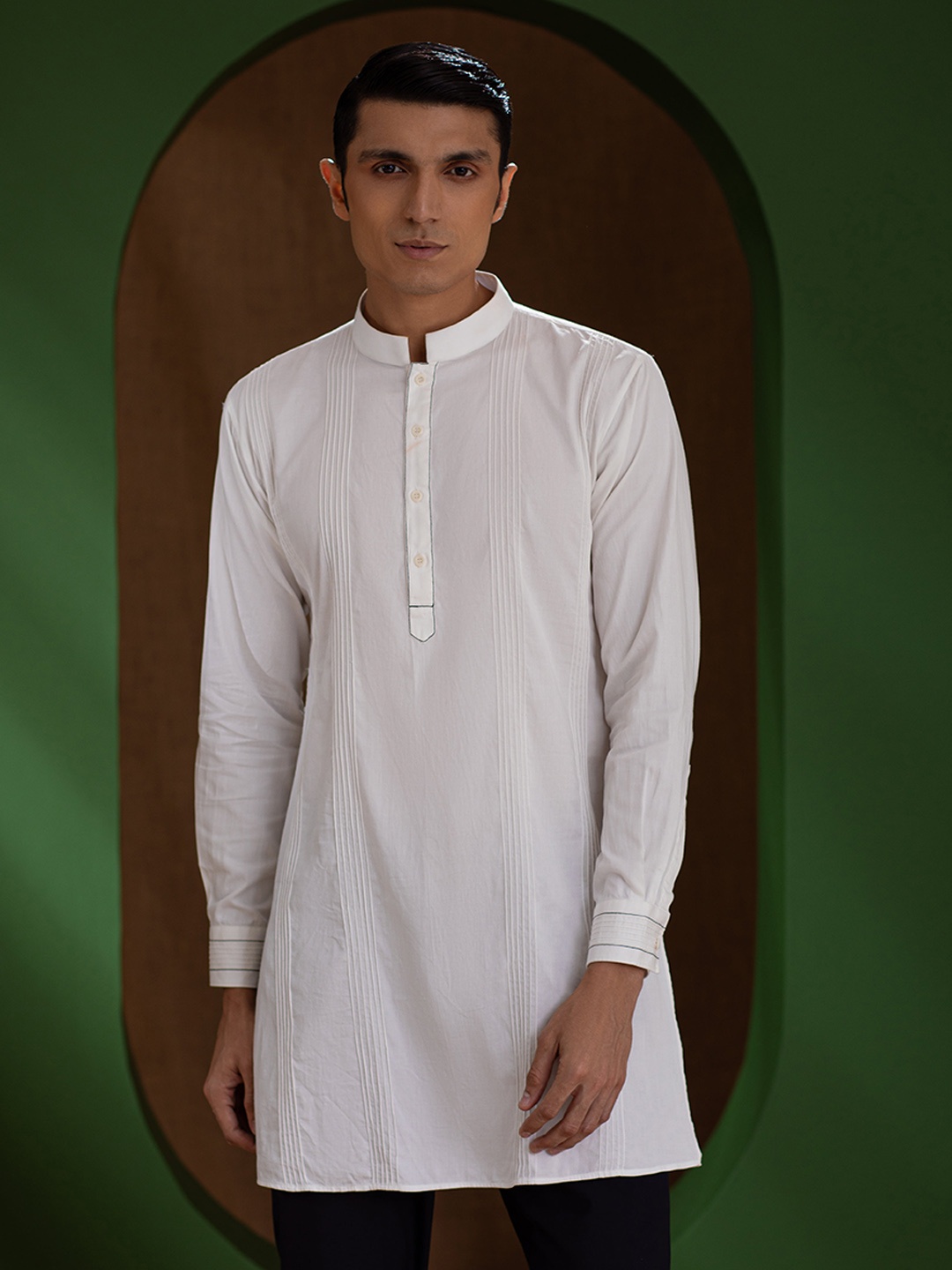 

Earthpiece Mandarin Collar Cuffed Sleeves Pure Organic Cotton Straight Kurta, White