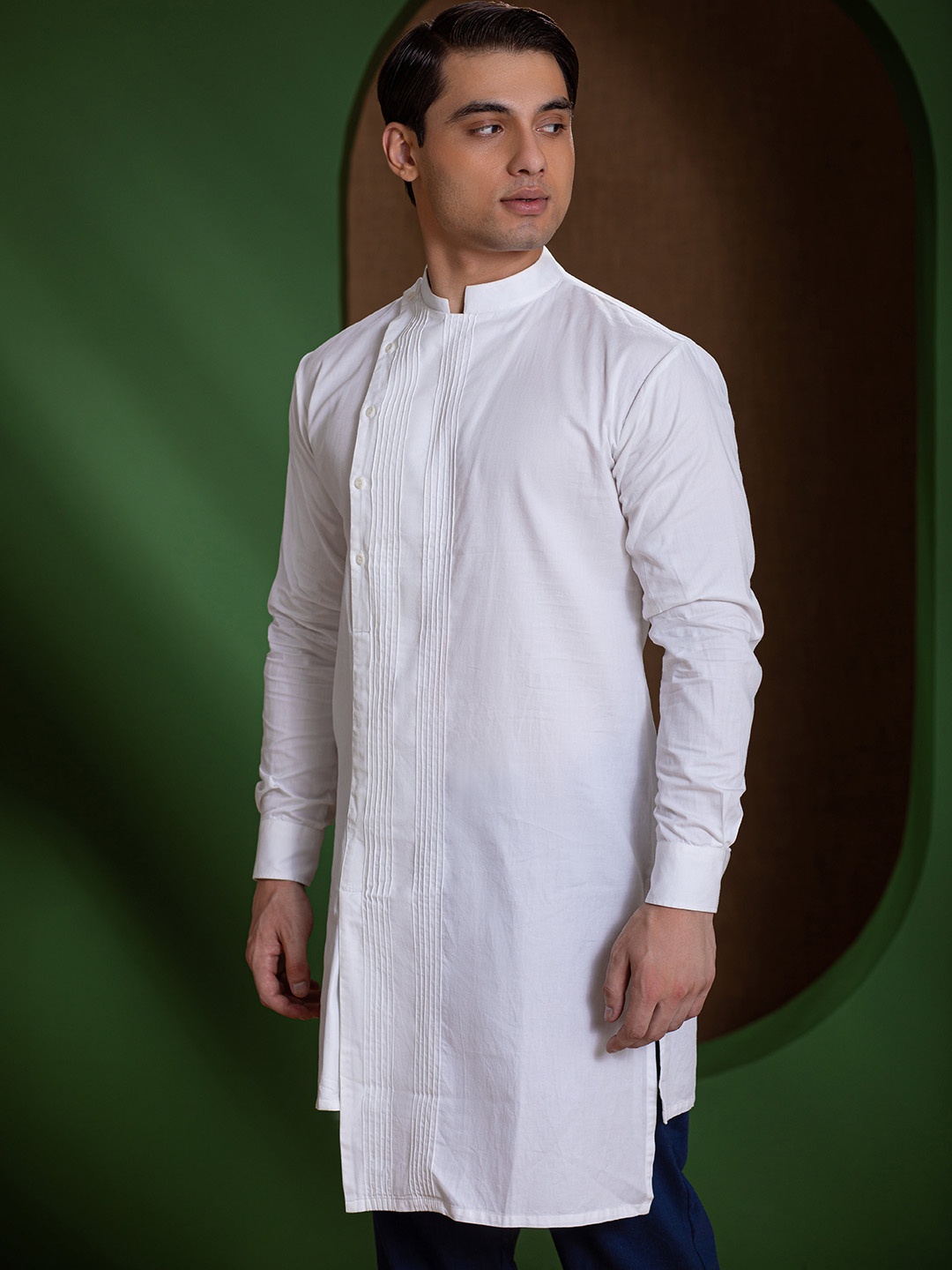 

Earthpiece Men White Thread Work Asymmetric Organic Cotton Kurta
