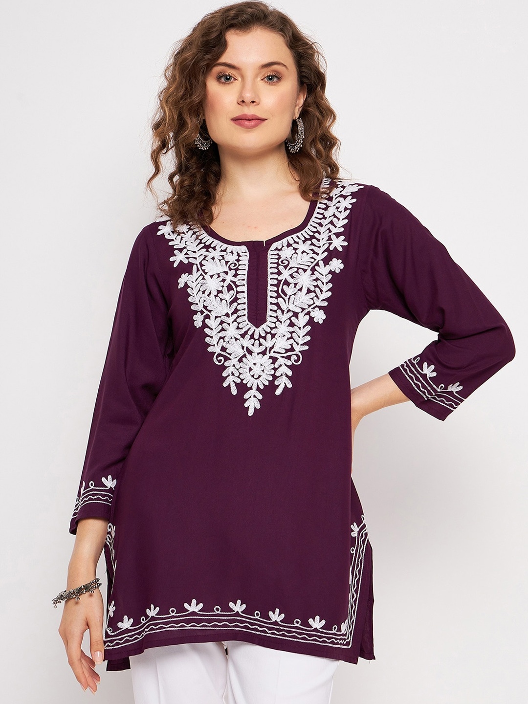 

TULIP 21 Floral Lucknowi Chikankari Embroidered Straight Kurti, Burgundy