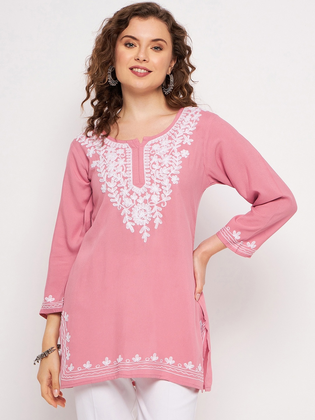 

TULIP 21 Floral Embroidered Chikankari Kurti, Pink