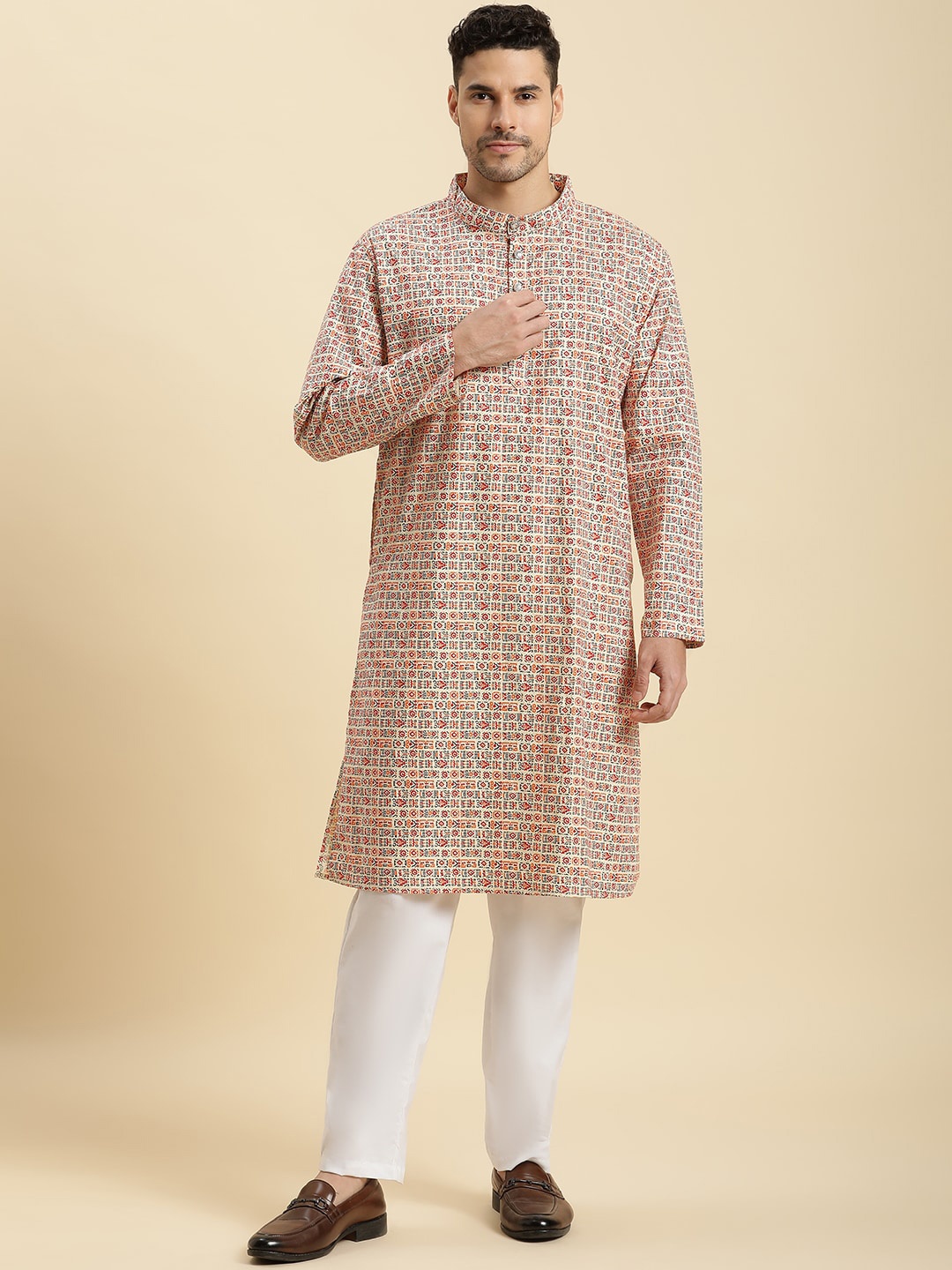 

Kannan Ethnic Motifs Printed Pure Cotton Kurta with Pyjamas, Cream