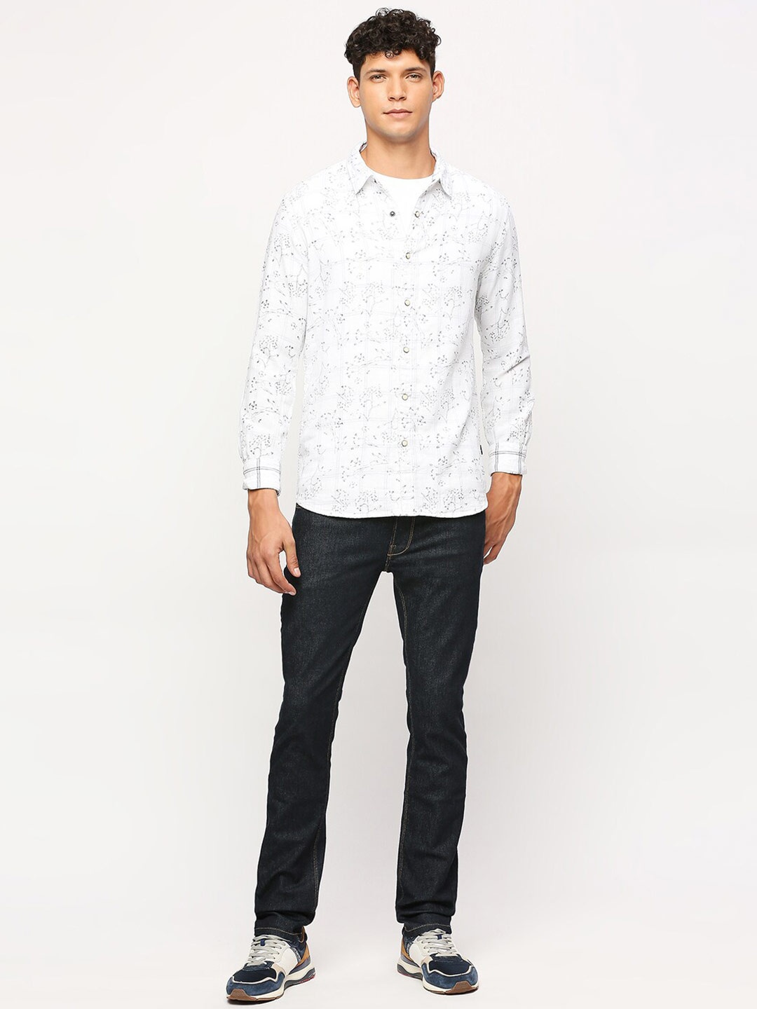 

Pepe Jeans Floral Printed Pure Cotton Casual Shirt, White