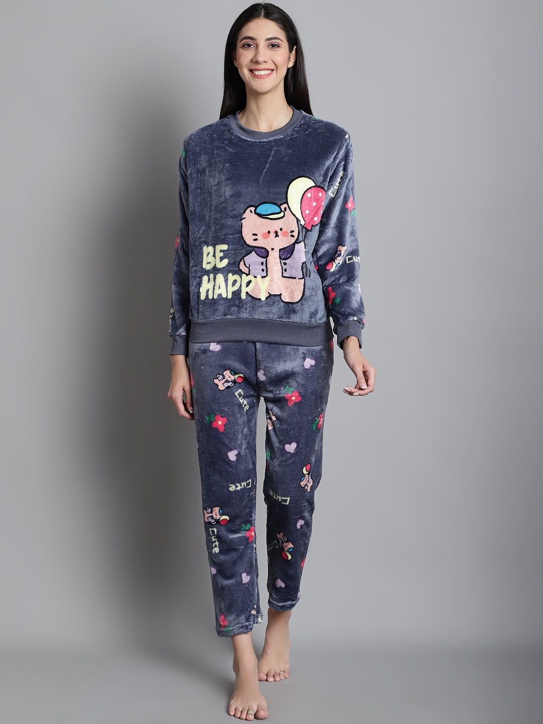 

Jinfo Graphic Printed Fleece T-shirt With Pyjamas, Grey